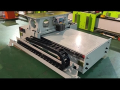 横の牽引鎖付きの反ステップガイドレール線形線路