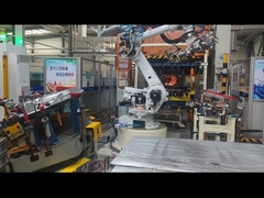 ER210-2700 ロボット ER210-2700 で エンジン フード 鋳造