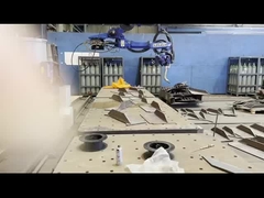 スマートビジョンとAIアルゴリズムを持つインテリジェントウェルディングロボットシステム